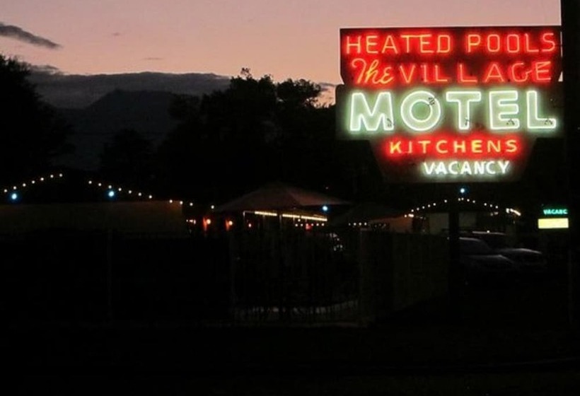 Bishop Village Motel