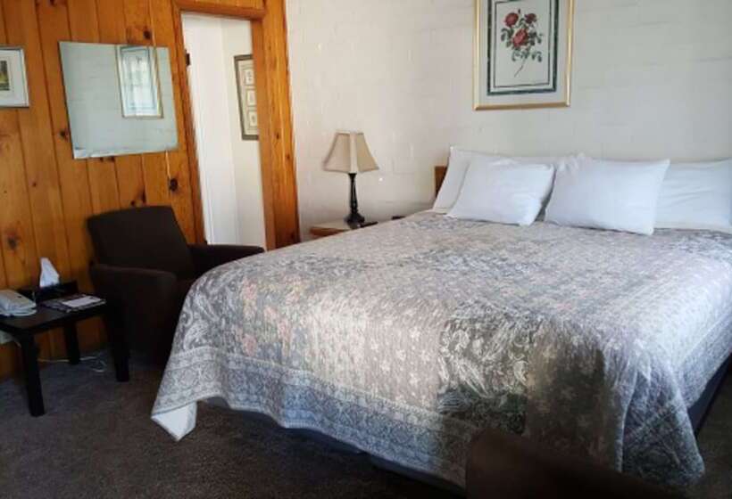 Bishop Village Motel