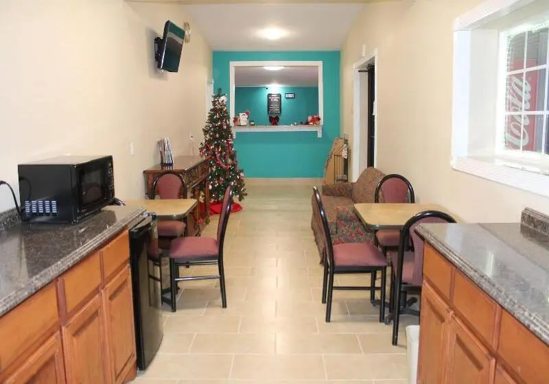ホテル American Inn & Suites