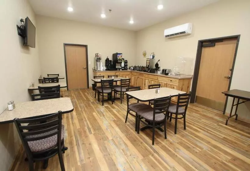 ホテル Bowman Lodge & Convention Center
