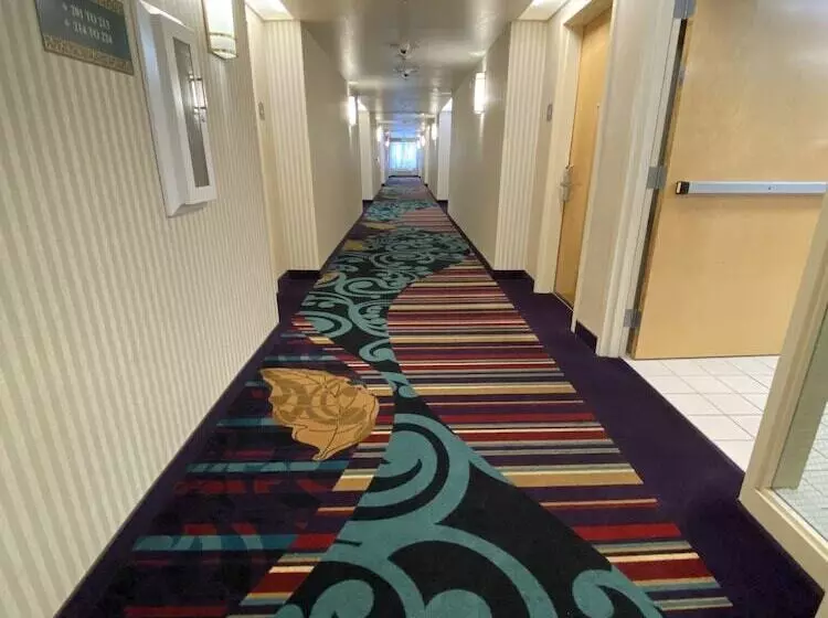 ホテル Budget Inn San Leandro