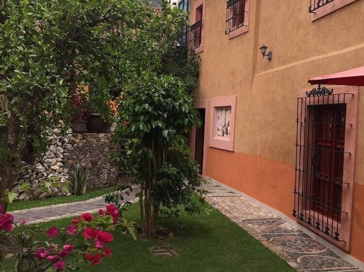 בית מלון כפרי Mansion Real