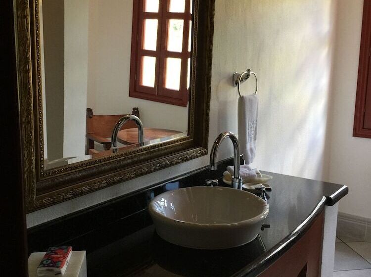 בית מלון כפרי Mansion Real