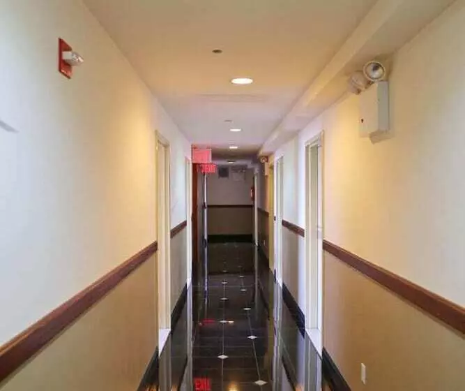 Phoenix Hotel Brooklyn Sunset Park