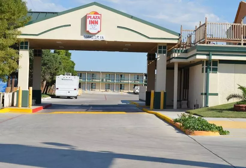 Hotelli Plaza Inn
