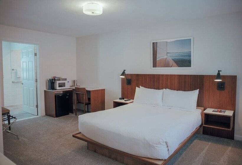 Отель Skaneateles Boutique