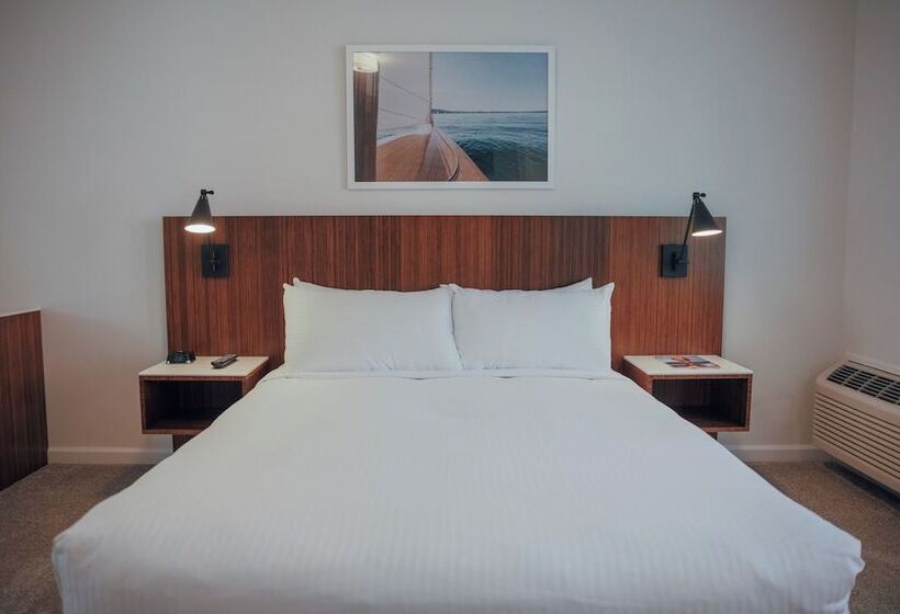 Отель Skaneateles Boutique