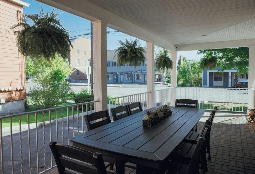 Отель Skaneateles Boutique