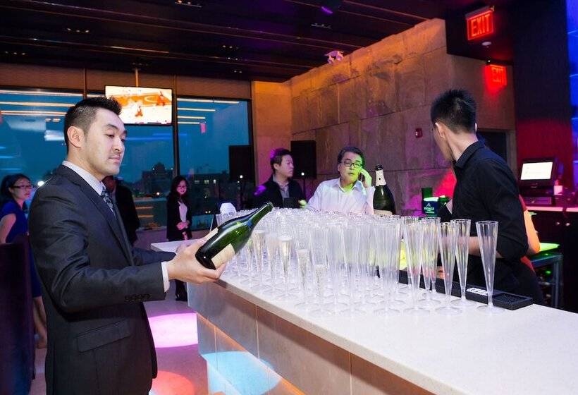 酒店 The One Boutique