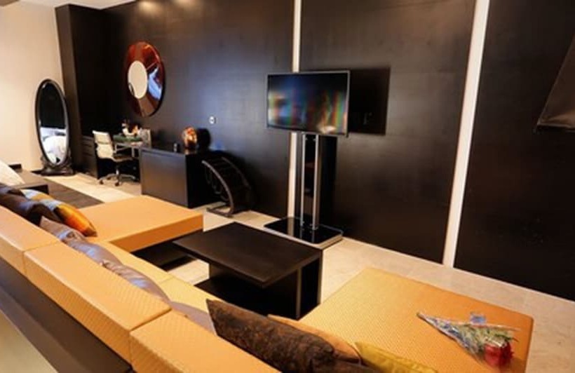 酒店 The One Boutique