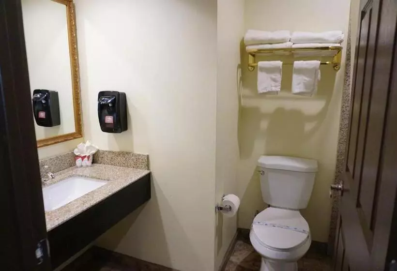 Hotelli Tuscan Garden Inn