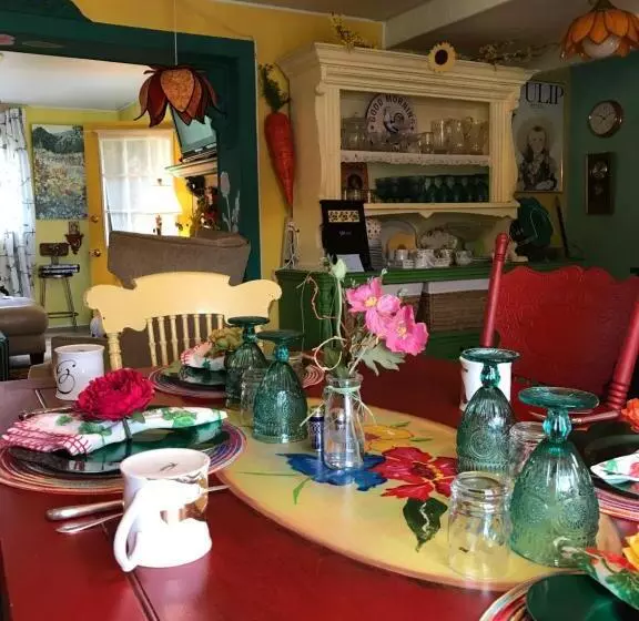 Klutina Kate S B&b