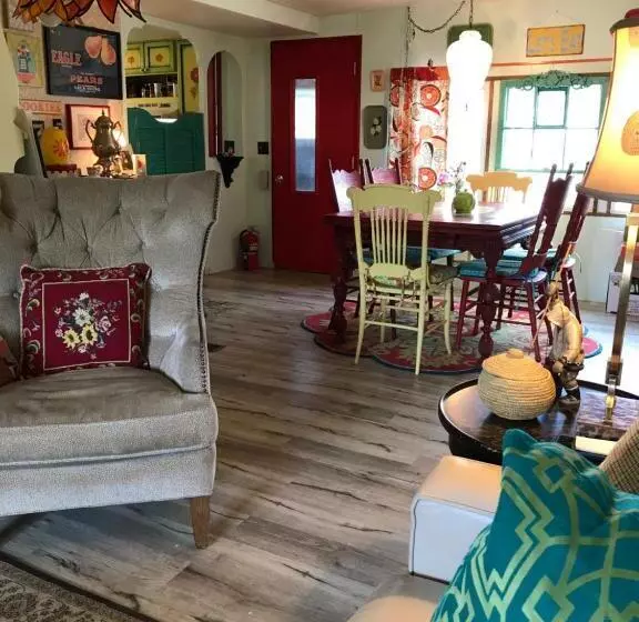 Klutina Kate S B&b