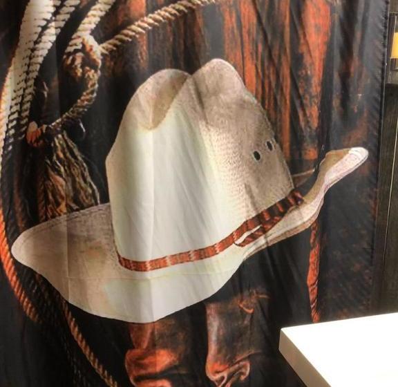 فندق على الطريق Apache Lodge