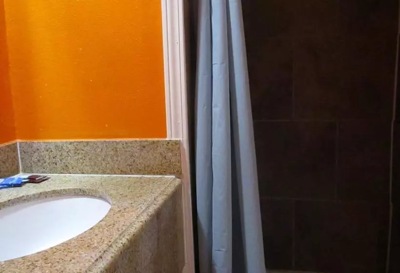 مُتل Budget Inn Houma