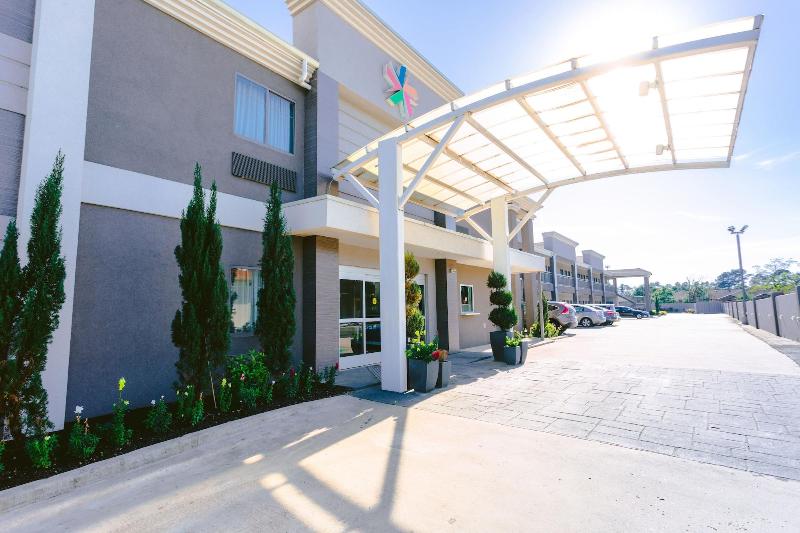 מוטל Express Inn  Spring