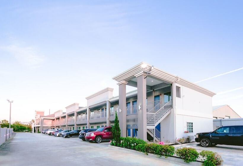 מוטל Express Inn  Spring