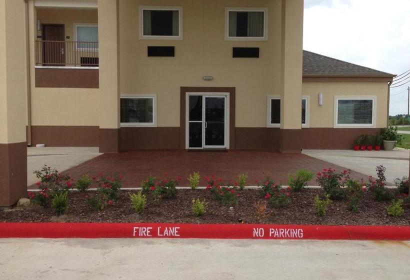 فندق على الطريق Express Inn