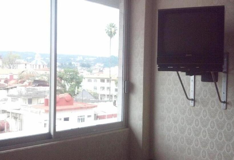 Nuevo Hotel Alameda De Uruapan