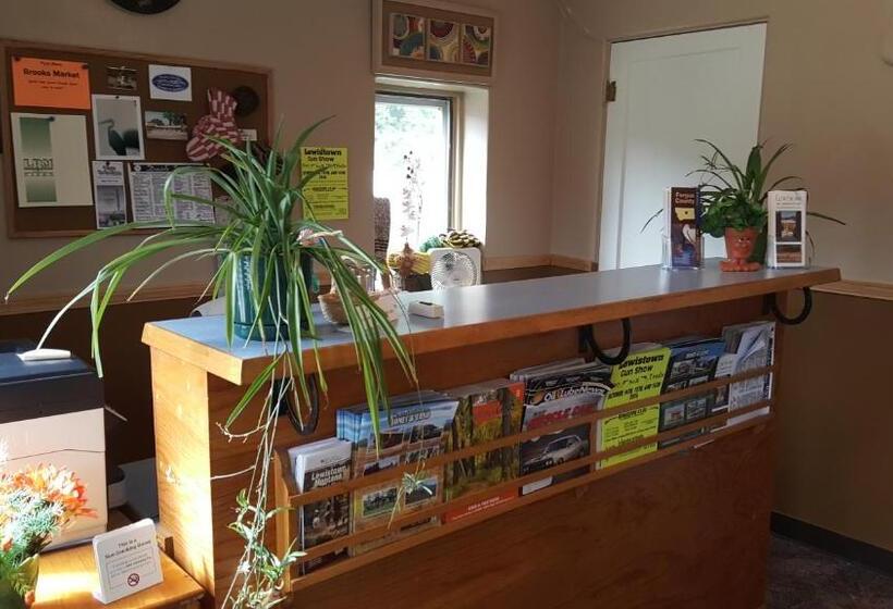 Trail S End Motel Downtown Lewistown