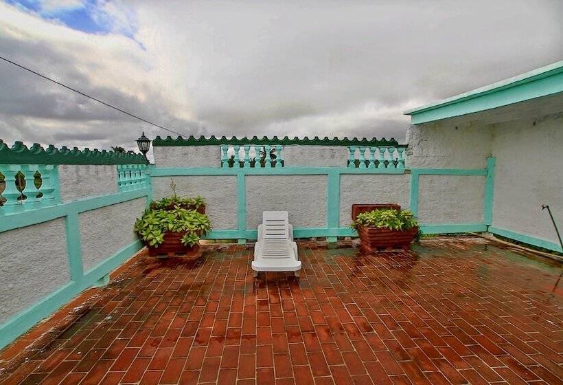 Hostal 20 Millas Santa Maria