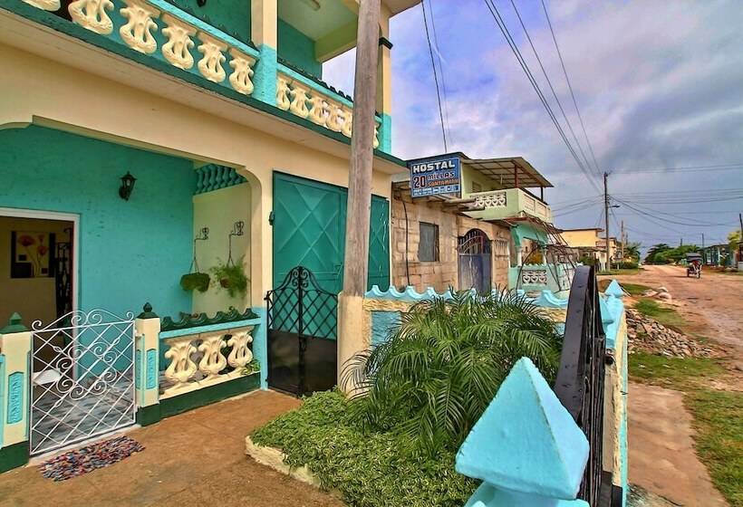 Hostal 20 Millas Santa Maria