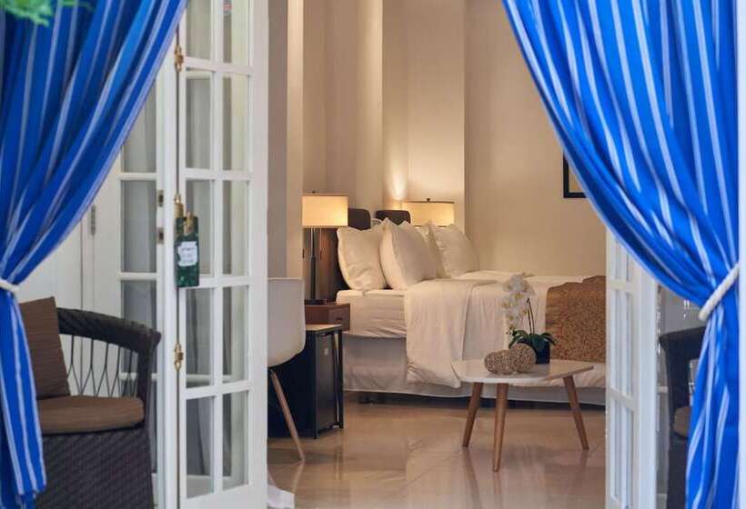 هتل El Candil Boutique