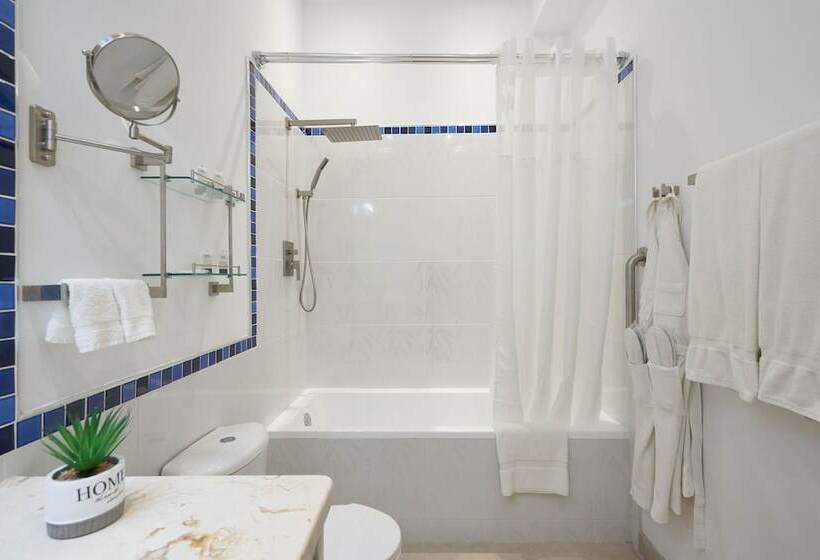 هتل El Candil Boutique