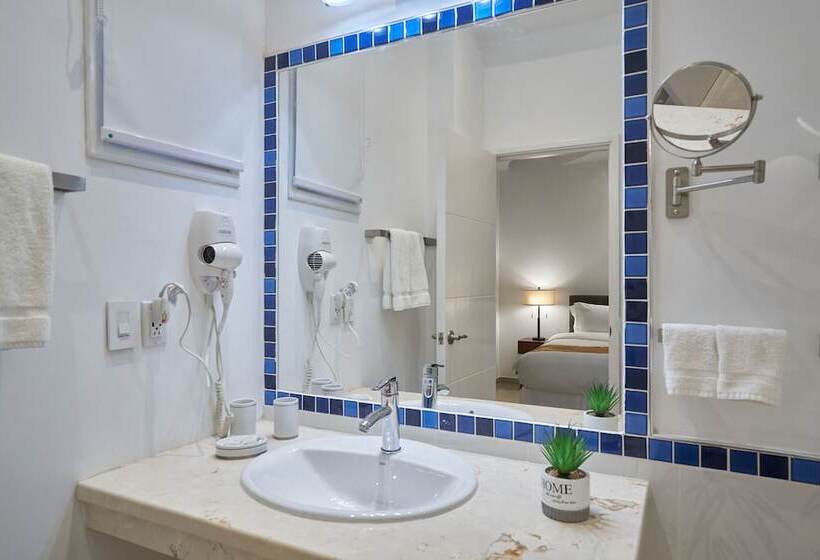 هتل El Candil Boutique