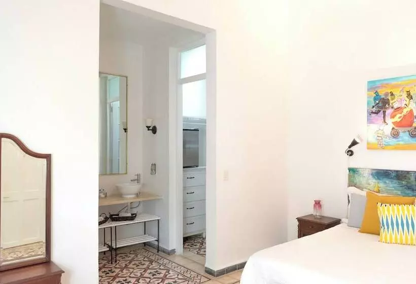ホテル Casa Brava Havana
