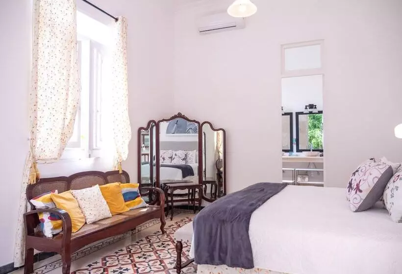 ホテル Casa Brava Havana