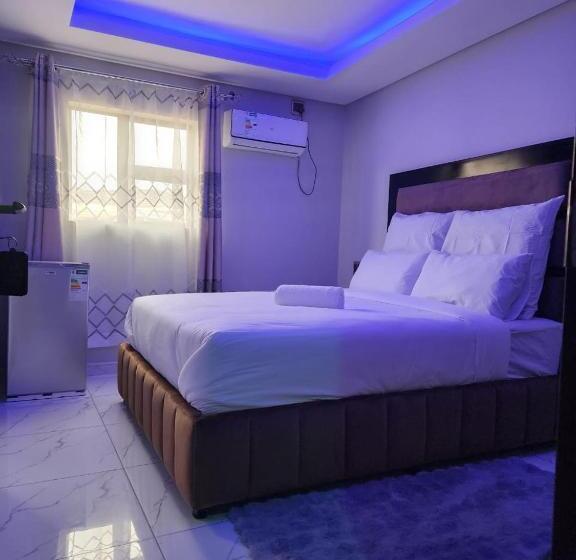 فندق Duplessis Lodge