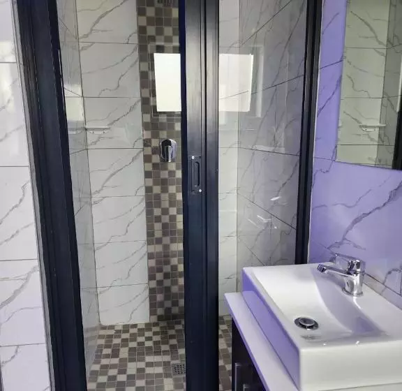 ホテル Duplessis Lodge