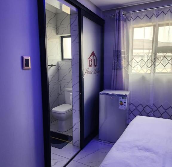 فندق Duplessis Lodge