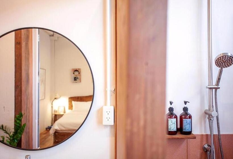 هتل Mana Craft Stay