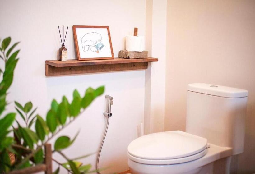 هتل Mana Craft Stay