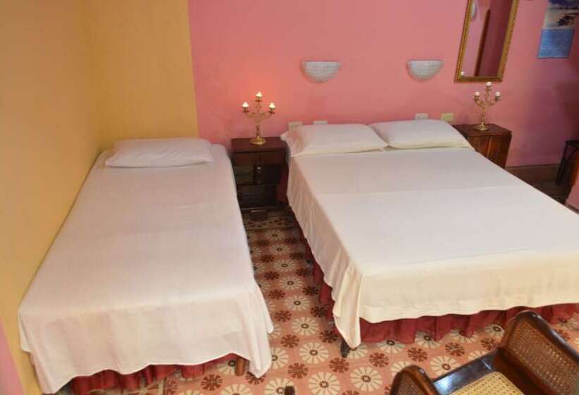 پانسیون Casa La Casa De Cecilia