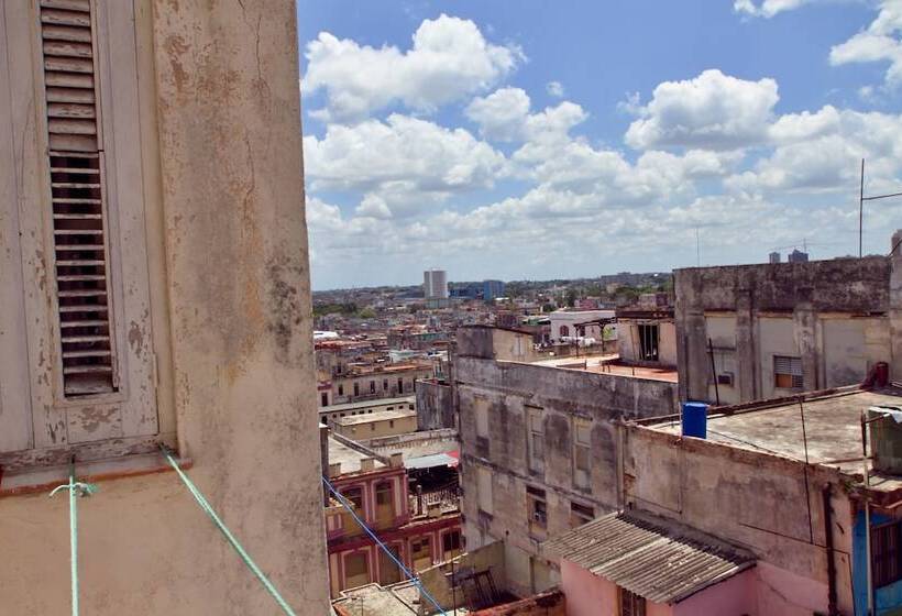 پانسیون Casa Tania Barrial