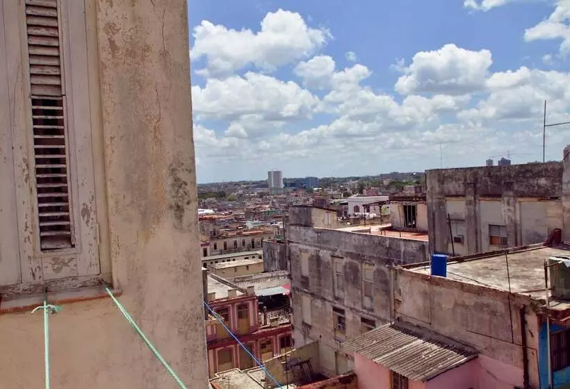 پانسیون Casa Tania Barrial
