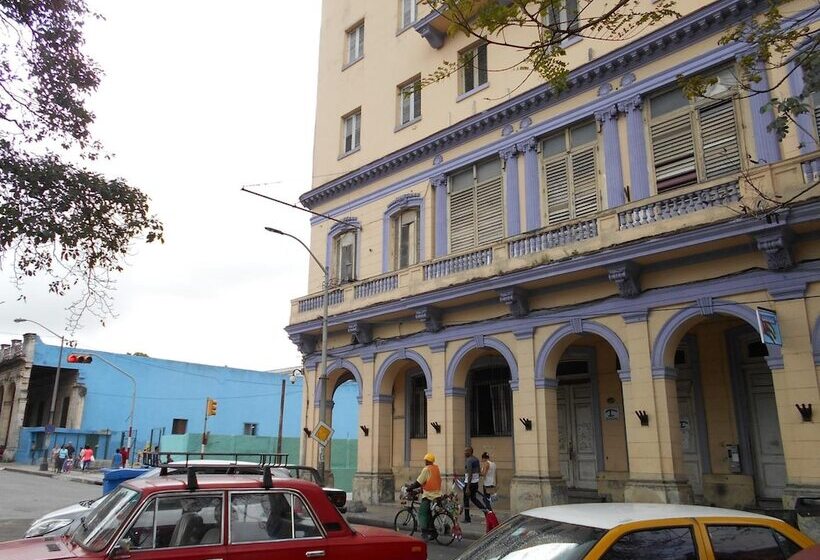 پانسیون Casa Tania Barrial