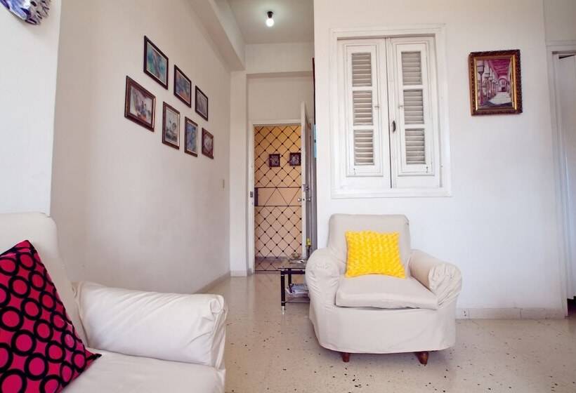 پانسیون Casa Tania Barrial