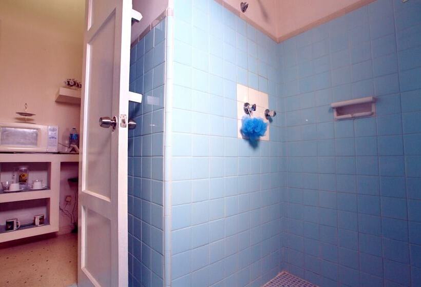 پانسیون Casa Tania Barrial