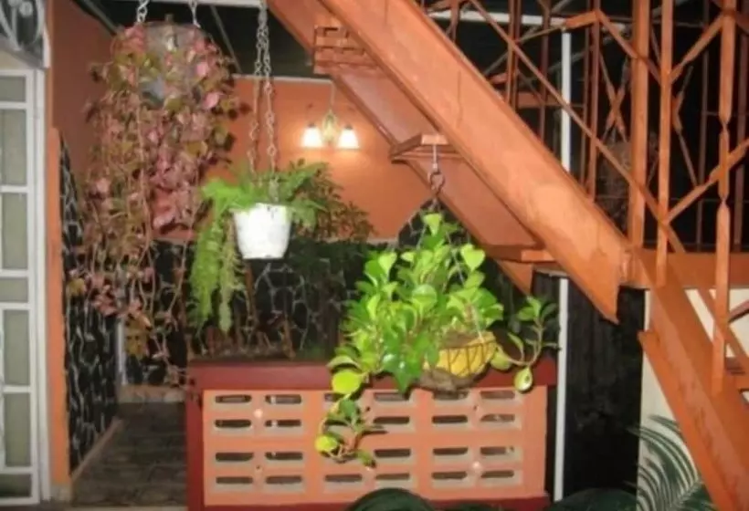 Majatalo Casa Yolanda Y Tomas