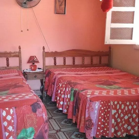 Majatalo Casa Yolanda Y Tomas