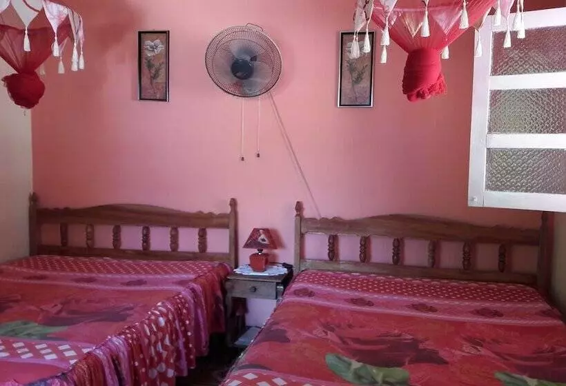 Majatalo Casa Yolanda Y Tomas