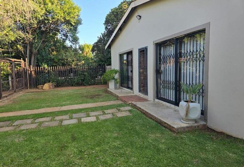 膳宿费 Cooper Ville Lite