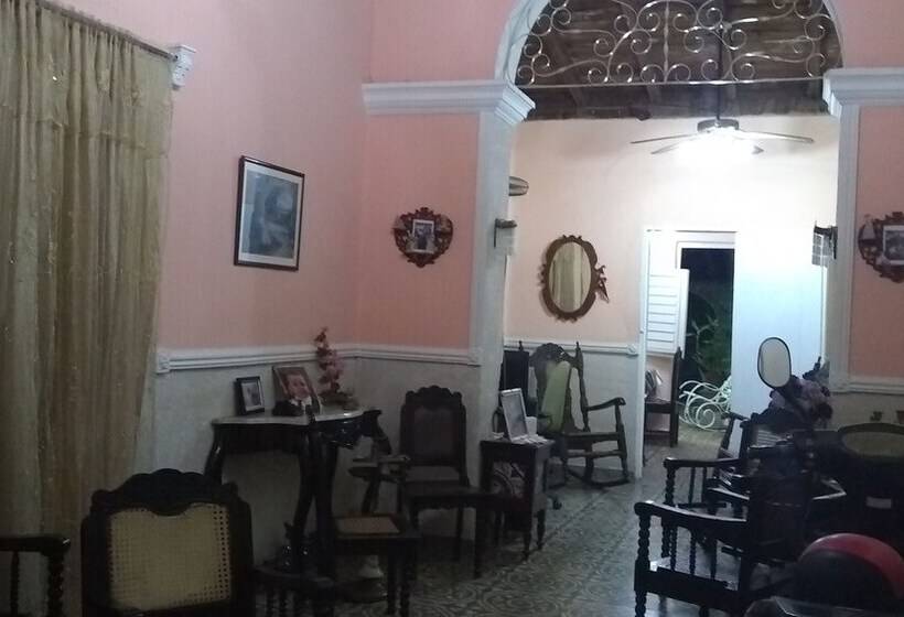 پانسیون Hostal Oasisabel