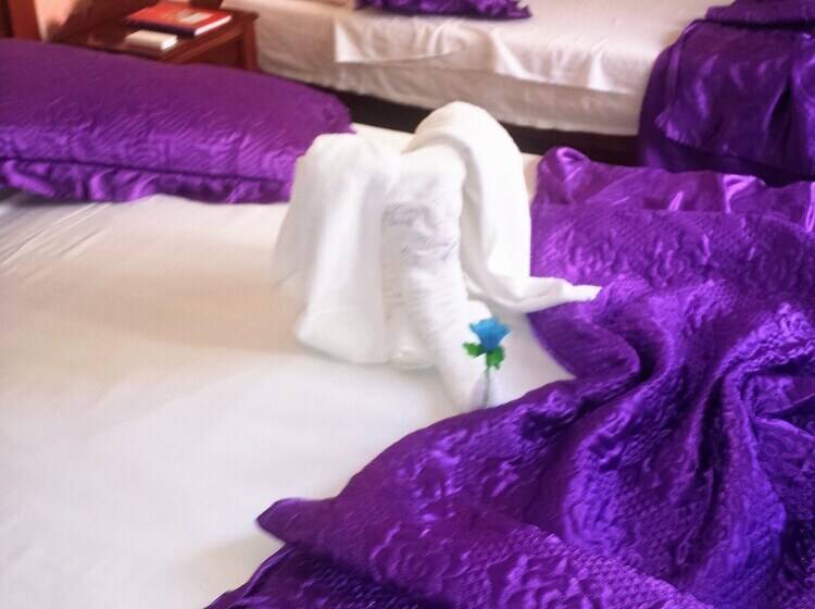 پانسیون Hostal Oasisabel