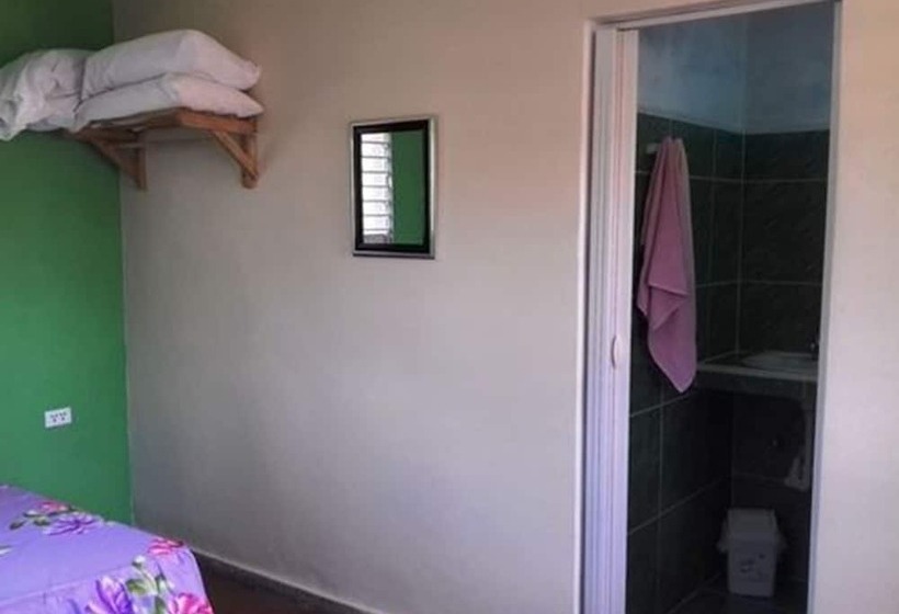 پانسیون Villa Las Arecas