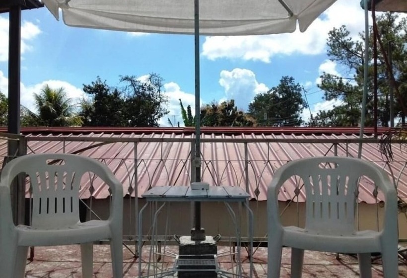 پانسیون Villa Las Arecas